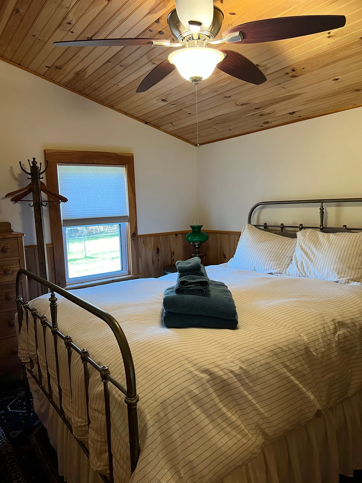 FRENCH WOODS FARMHOUSE | TimeOut NY's Pick | Hot tub | Pond | Dogs OK | NYC=2hr #22