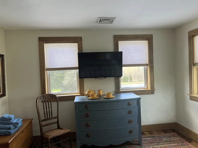 FRENCH WOODS FARMHOUSE | TimeOut NY's Pick | Hot tub | Pond | Dogs OK | NYC=2hr #24
