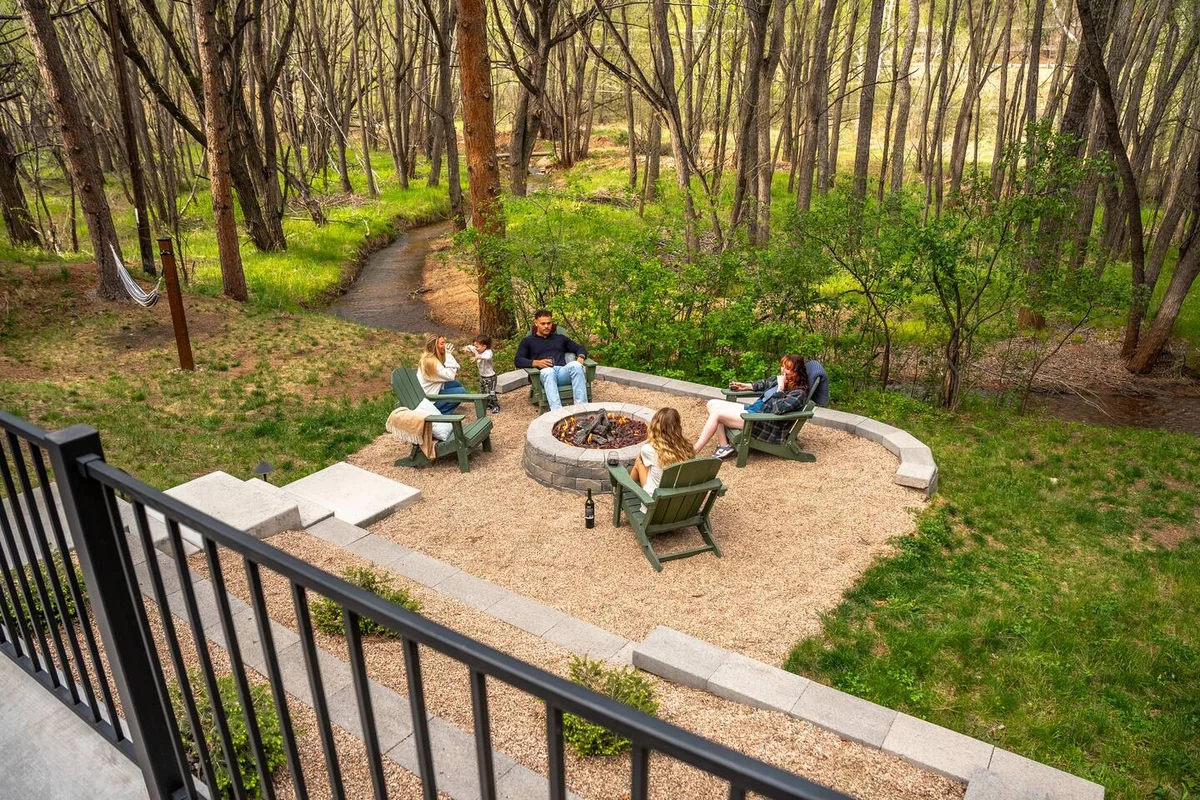 Serene Riverside Cabin: Hot Tub, Patio, Fire Pit #125