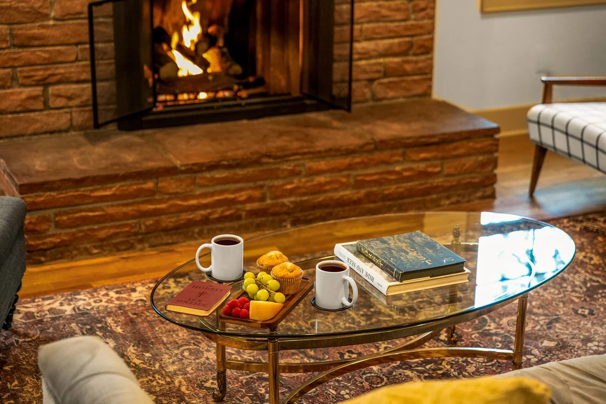 Peaceful Retreat w/ TWO Hot Tubs, Sauna, Fire Pits #130