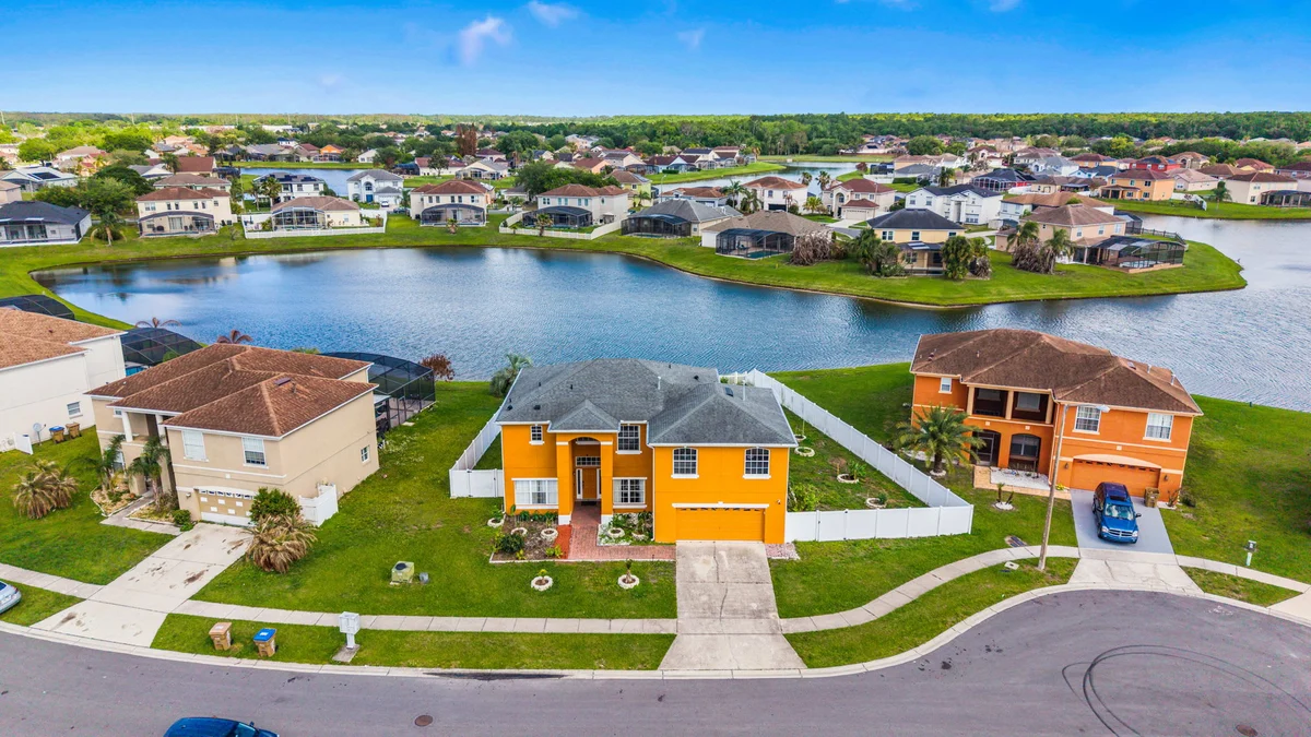 1110 E Lake Shore Blvd 1 #42