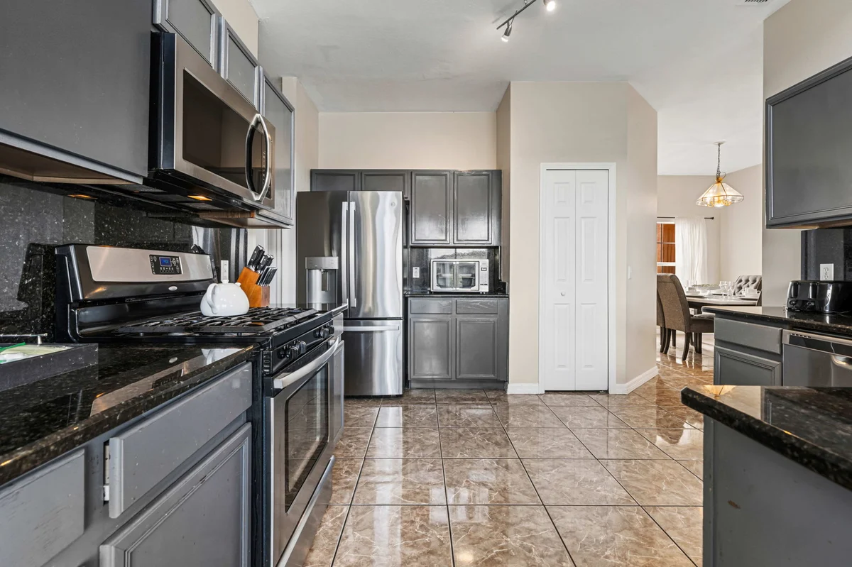 1110 E Lake Shore Blvd 1 #3