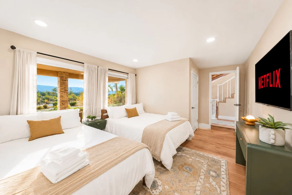 Paradise Hills | Grand Private Lazy River Estate #388