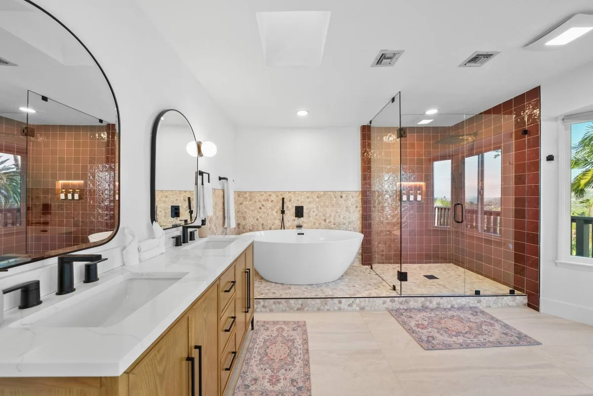 Paradise Hills | Grand Private Lazy River Estate #372