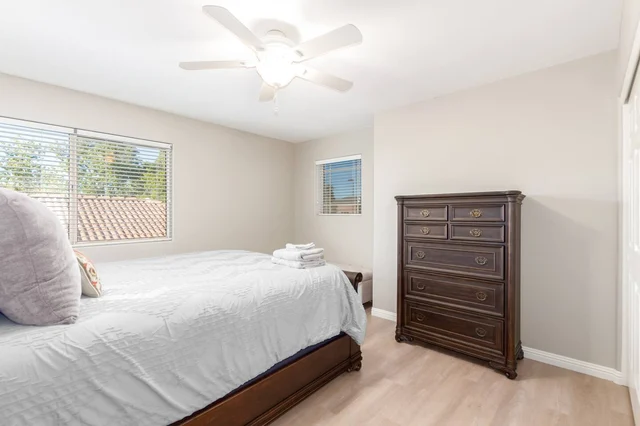 BEDROOM image 1