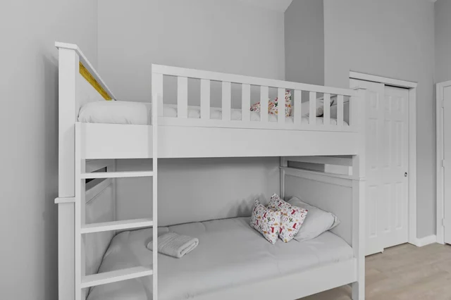 BEDROOM image 1