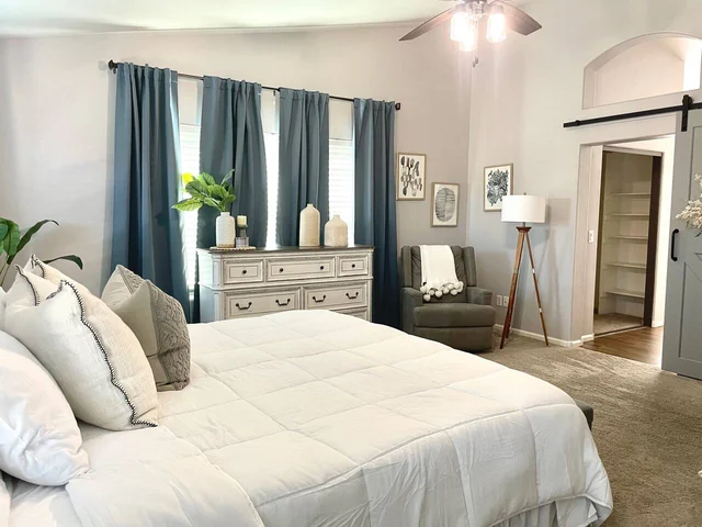 BEDROOM image 1