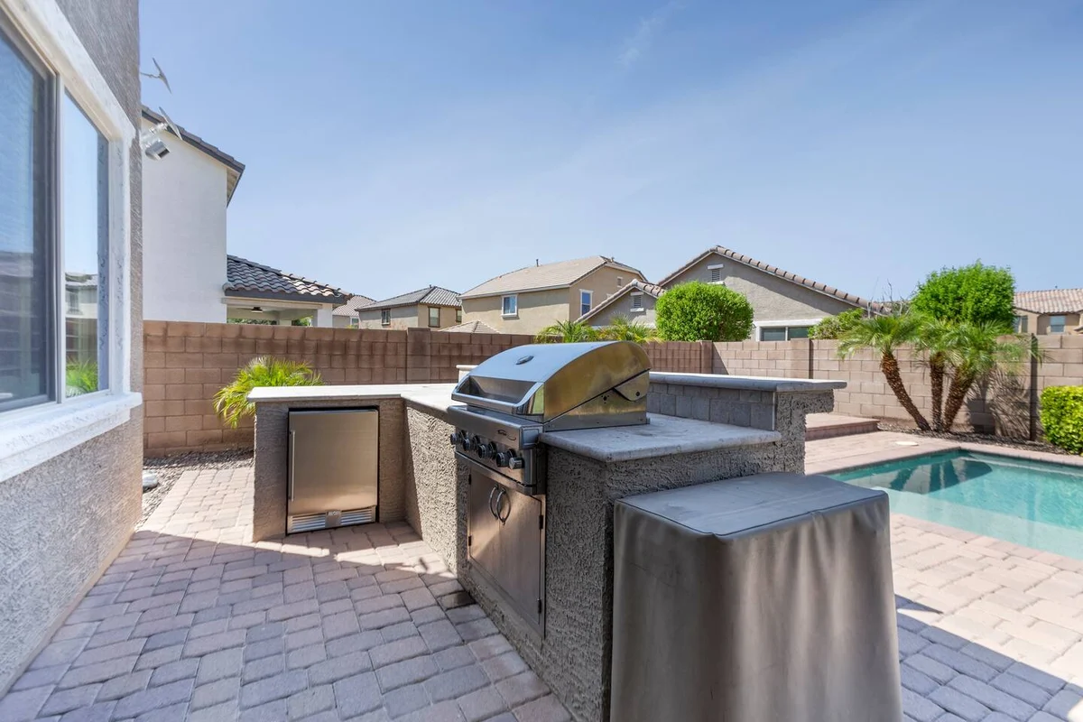 QC • Family Fun • BBQ • Pool #64