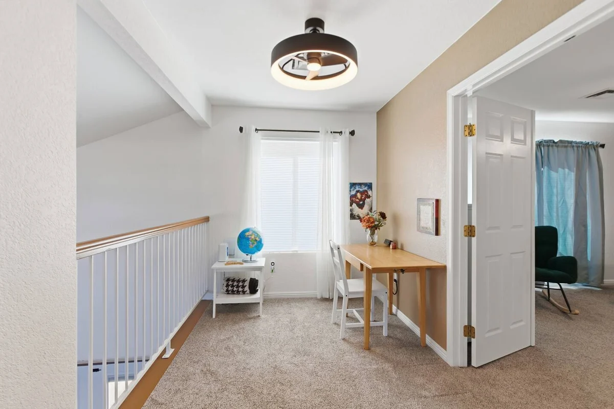 Mesa Family Retreat * Pool * Yard * Pet Friendly #34