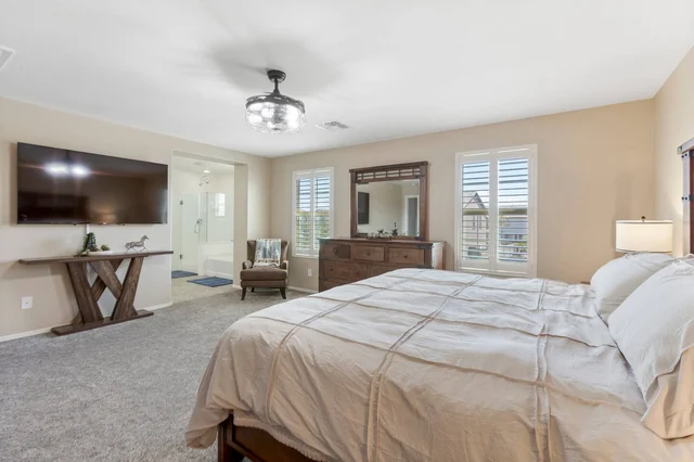 BEDROOM image 1