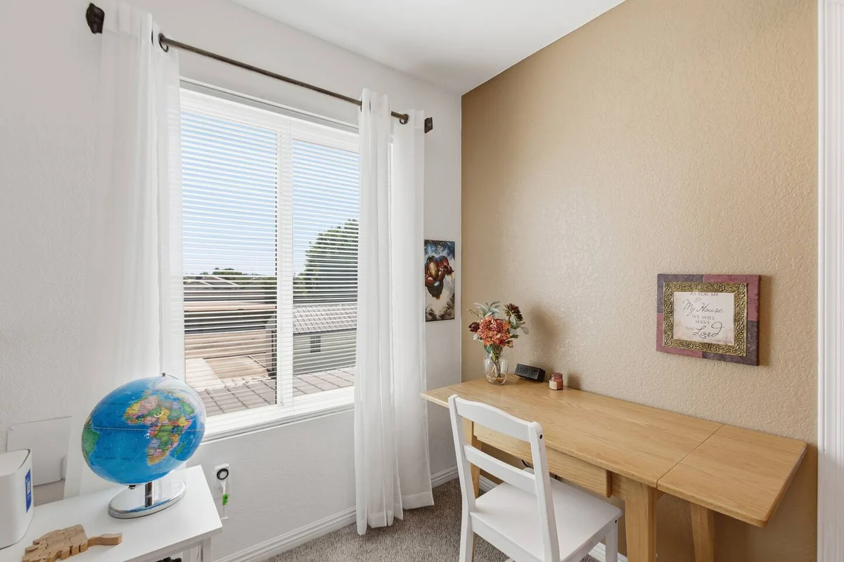 Mesa Family Retreat * Pool * Yard * Pet Friendly #10