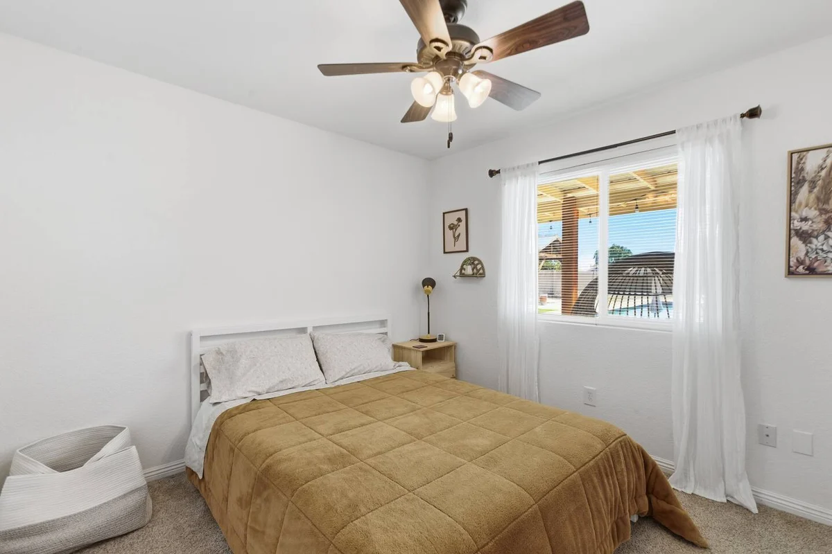 Mesa Family Retreat * Pool * Yard * Pet Friendly #15