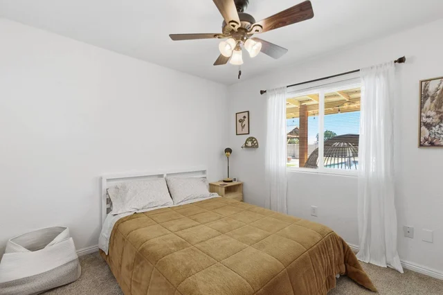 BEDROOM image 1