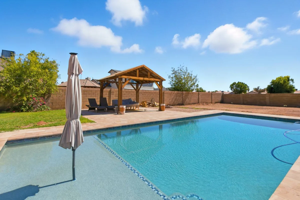 Mesa Family Retreat * Pool * Yard * Pet Friendly #26