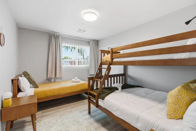 BEDROOM image 1