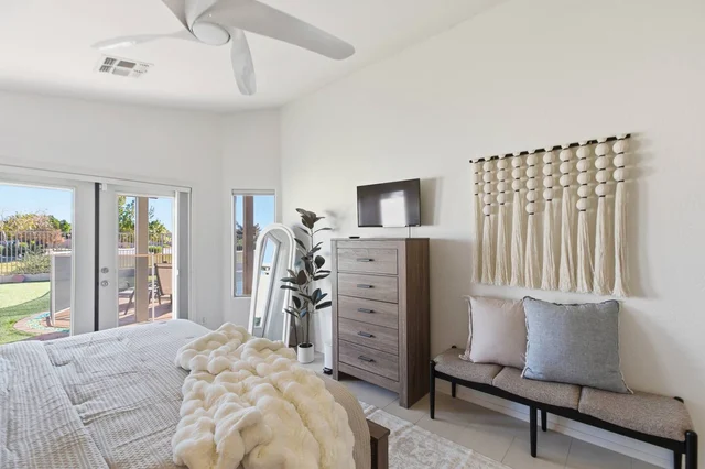 BEDROOM image 1