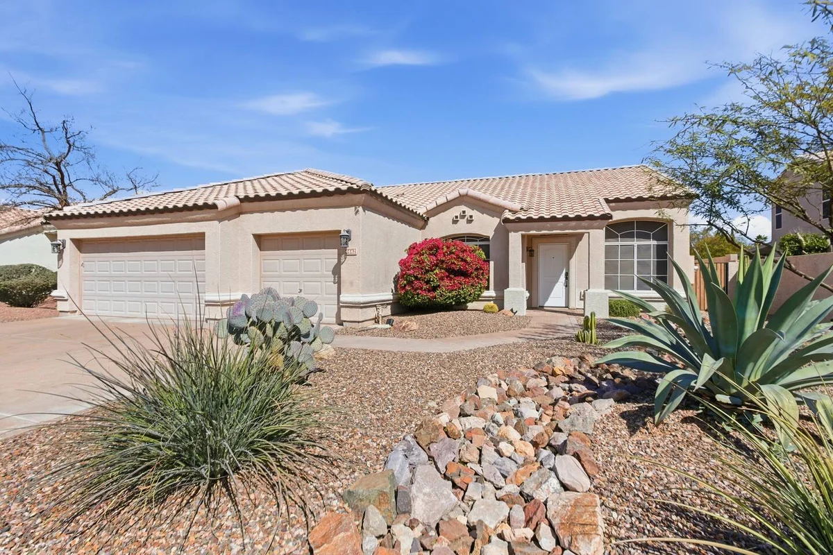 Amazing Desert Retreat w/Saltwater Pool! #72