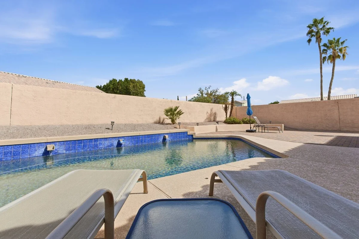 Amazing Desert Retreat w/Saltwater Pool! #78