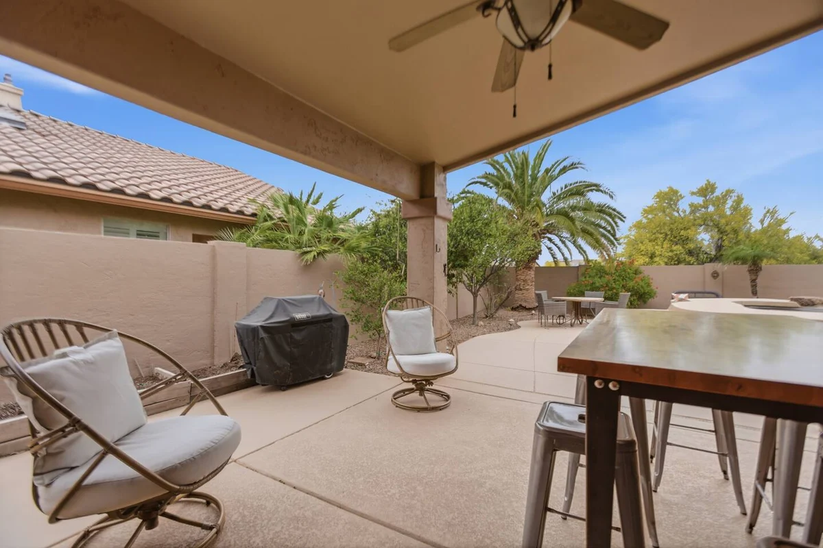 Home in Gold Canyon property photo 3
