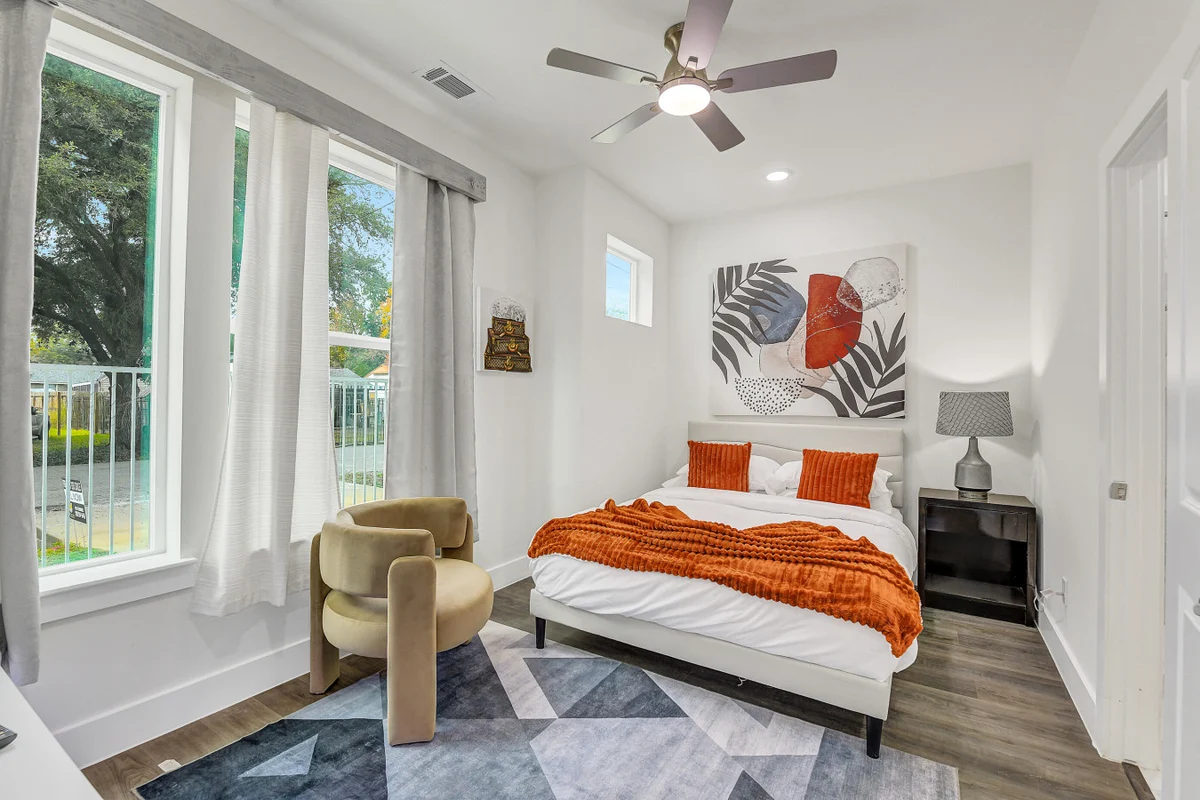 Luxury 3BR w/ Patio + Garage, Near NRG, Med Center #66