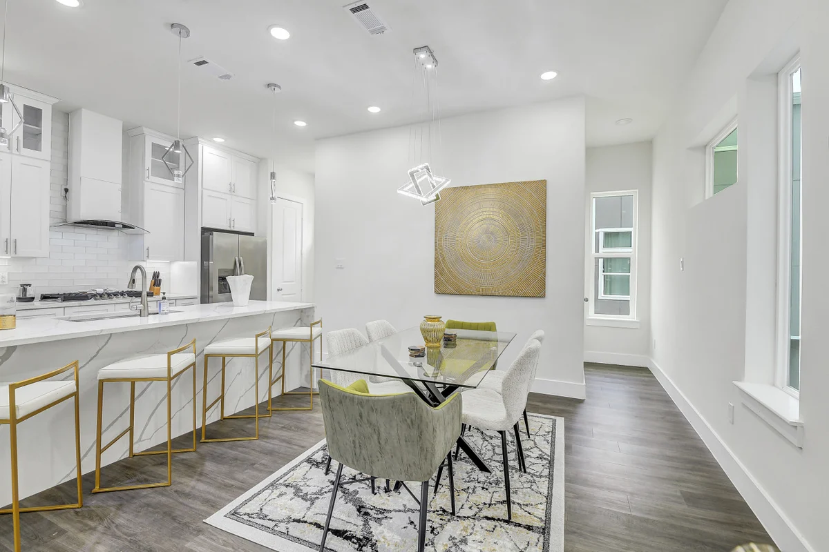 Luxury 3BR w/ Patio + Garage, Near NRG, Med Center #64