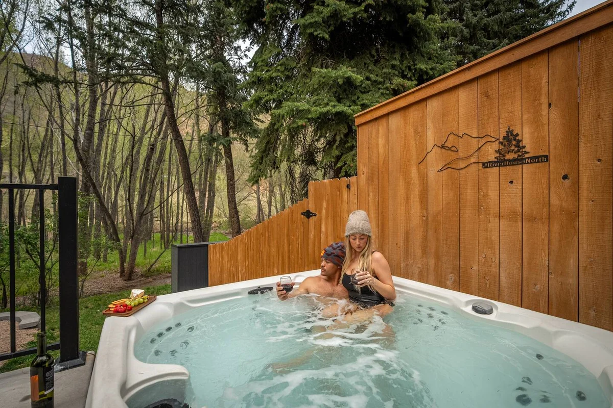 Serene Riverside Cabin: Hot Tub, Patio, Fire Pit #145
