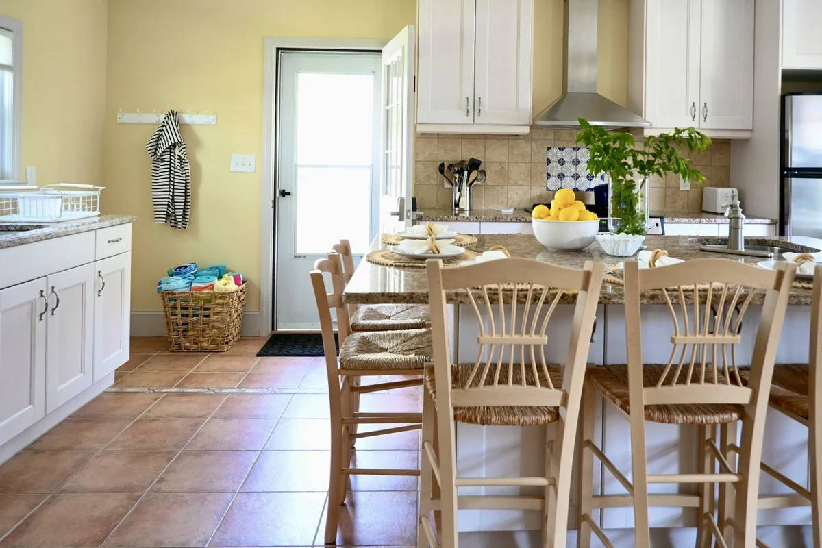 Tataket Cottage by Beaches #61