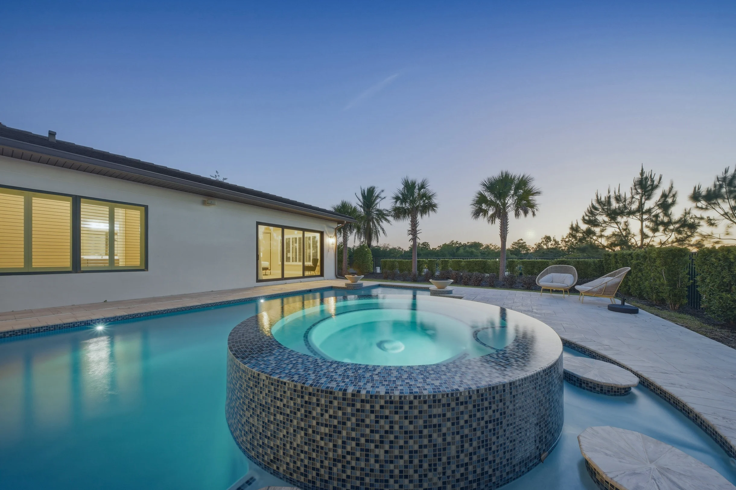BD014E - The Modern Bear's Den Estate #122