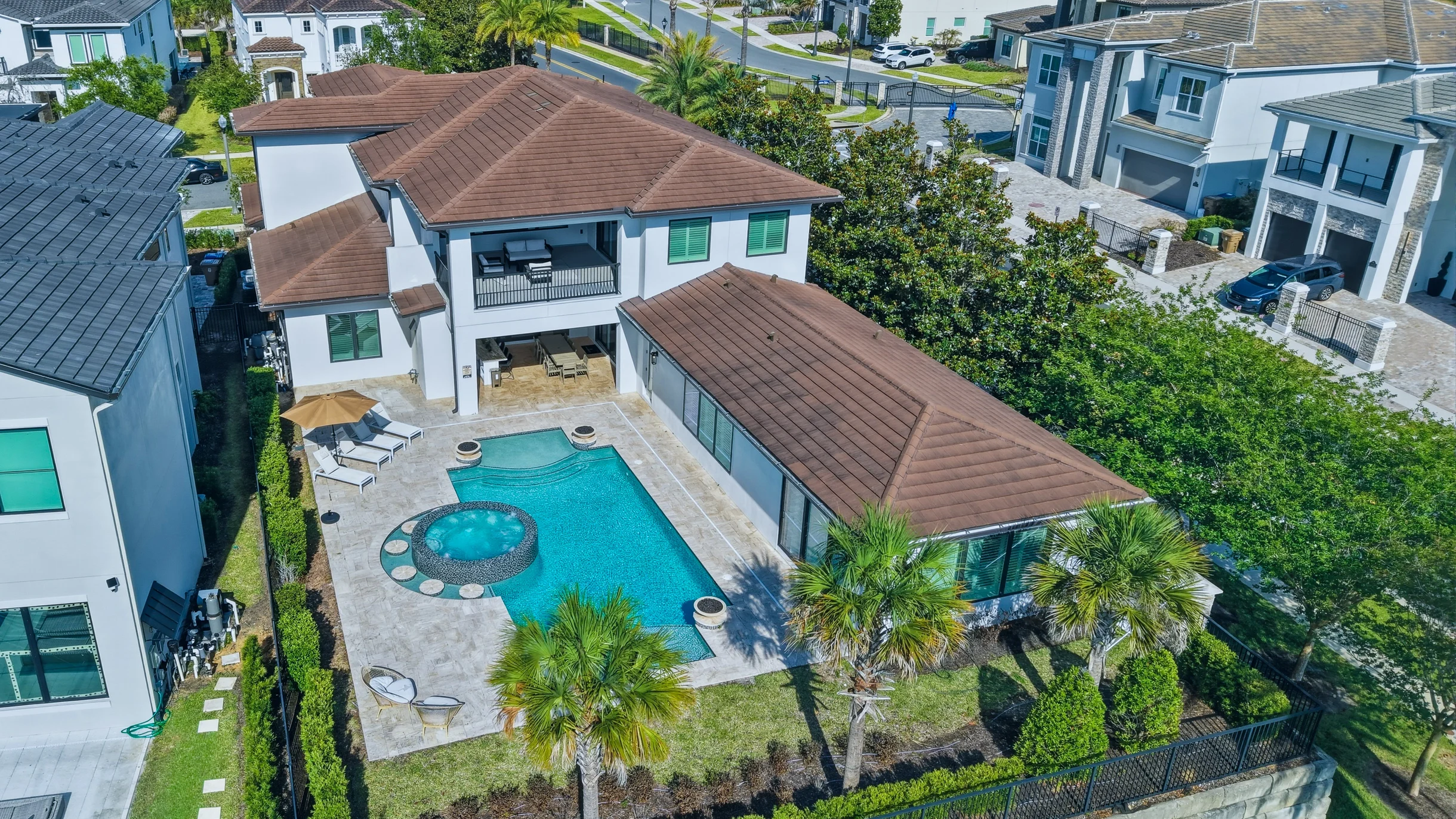 BD014E - The Modern Bear's Den Estate #106