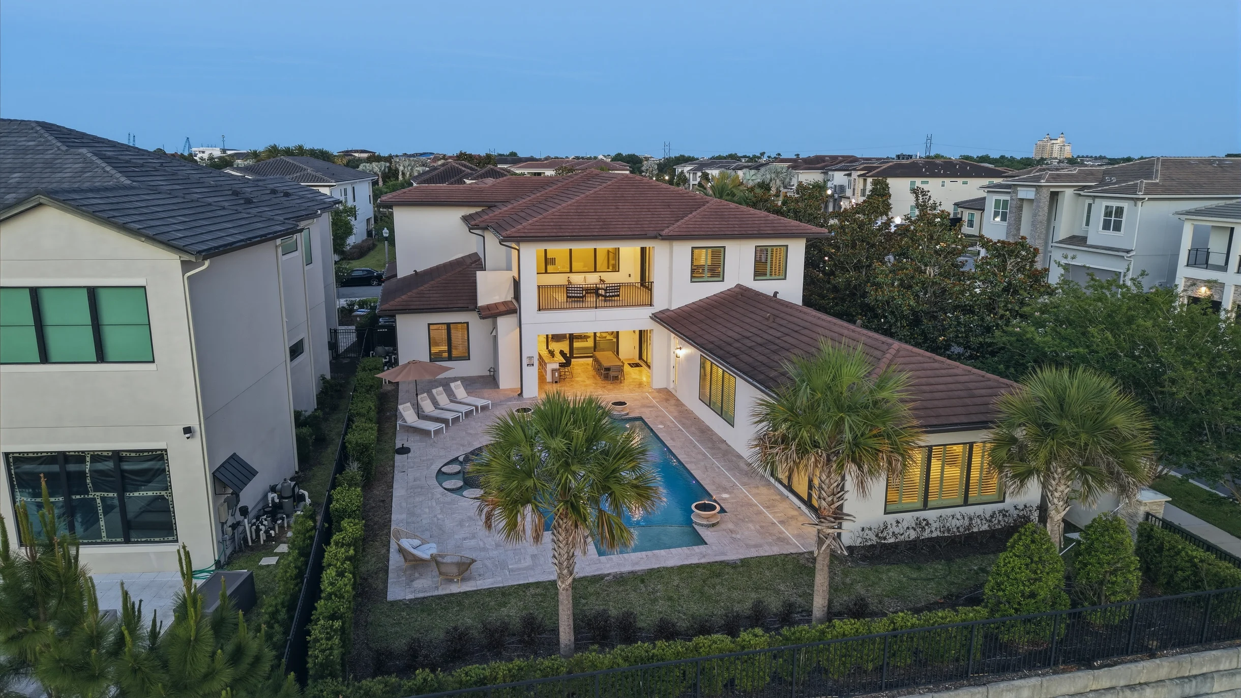 BD014E - The Modern Bear's Den Estate #103