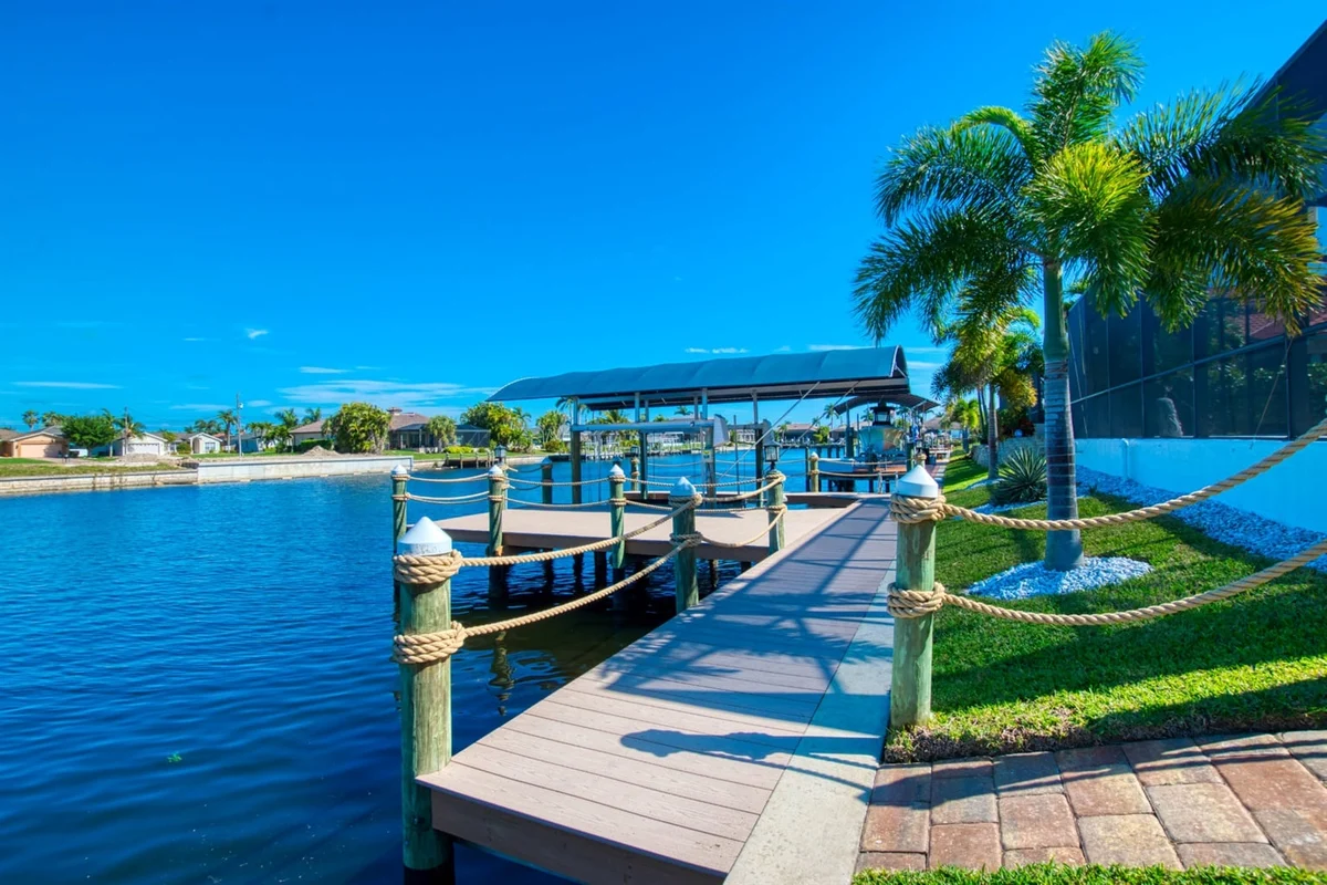 Home in Cape Coral property photo 3
