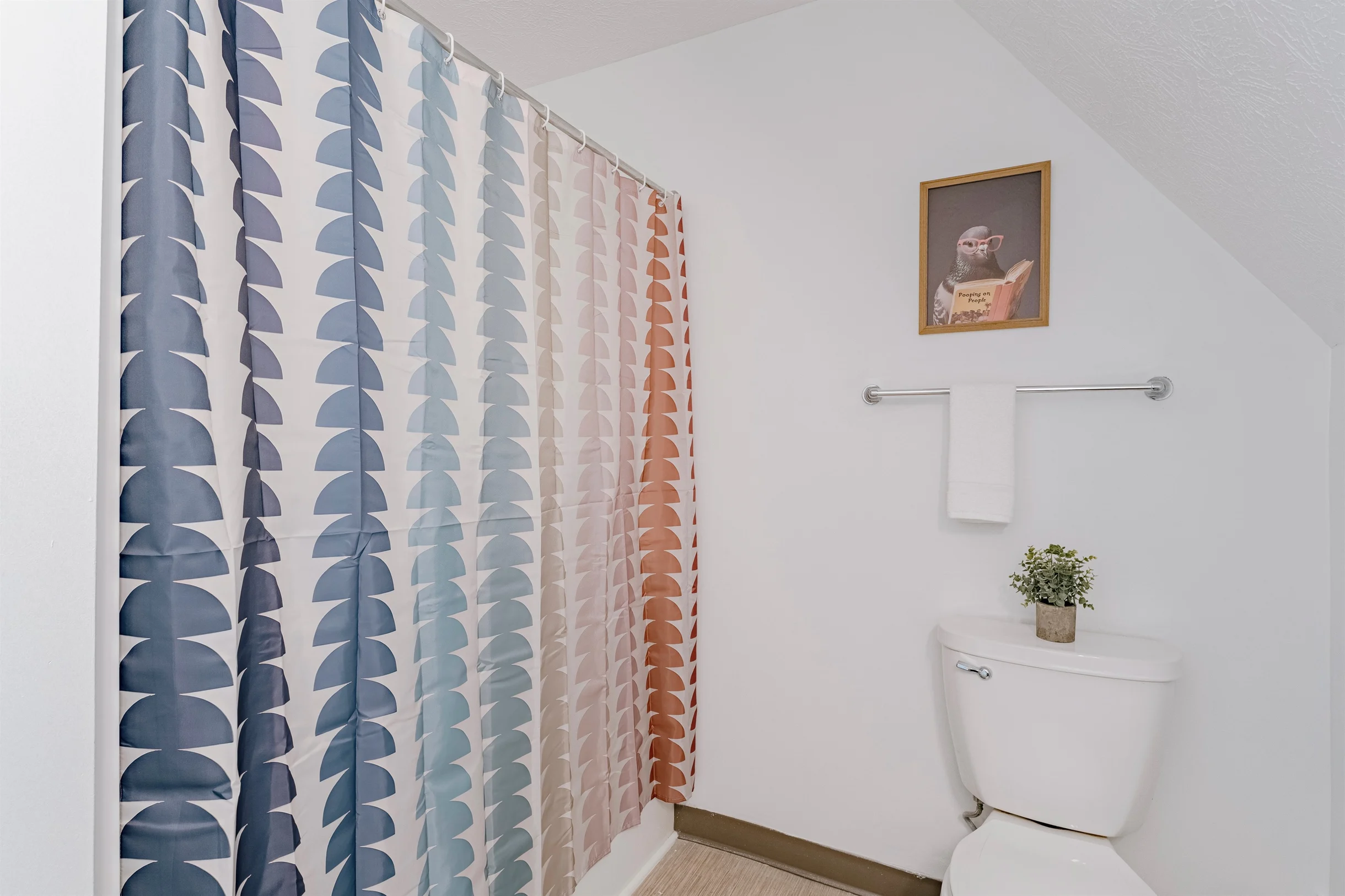 Upscale 5BR Stay by Little Italy, CWRU, & Downtown #11
