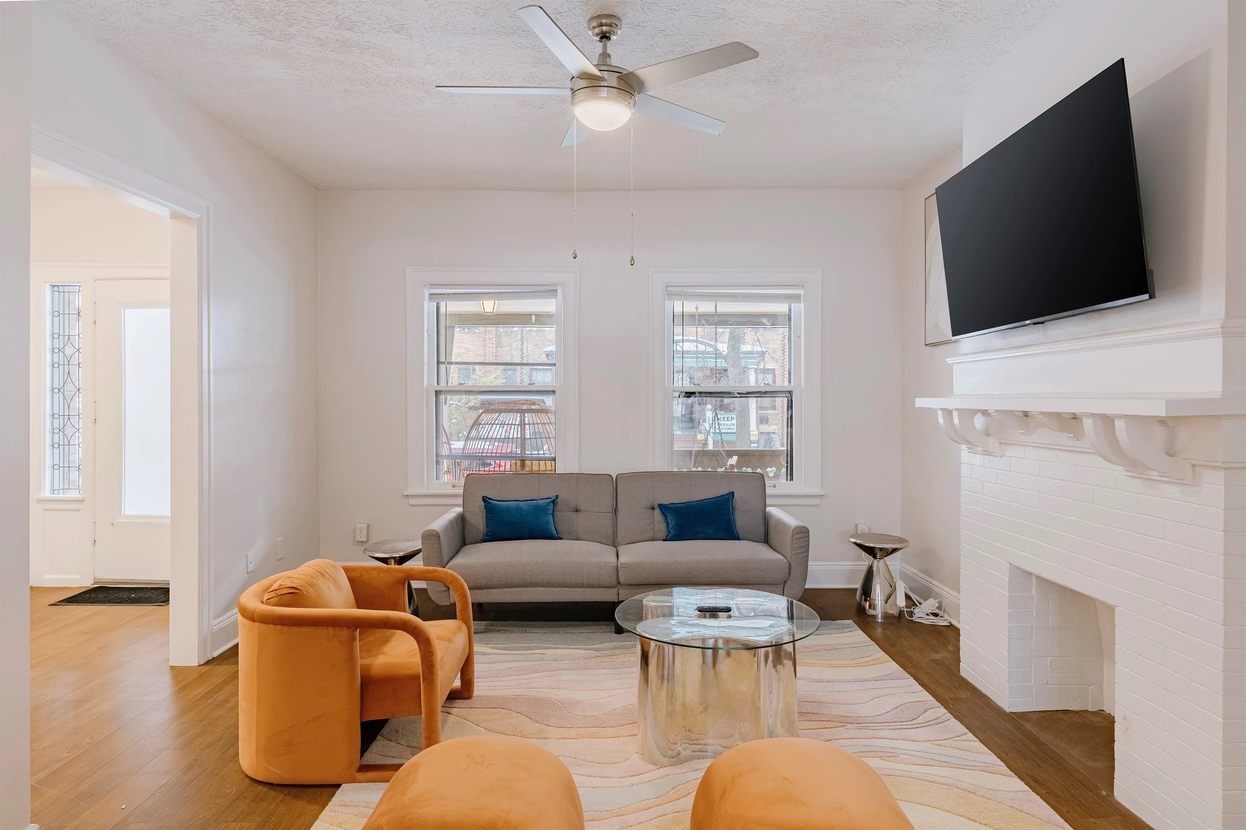 Bright 5BR Townhome Near Museums & Univ. Circle #3