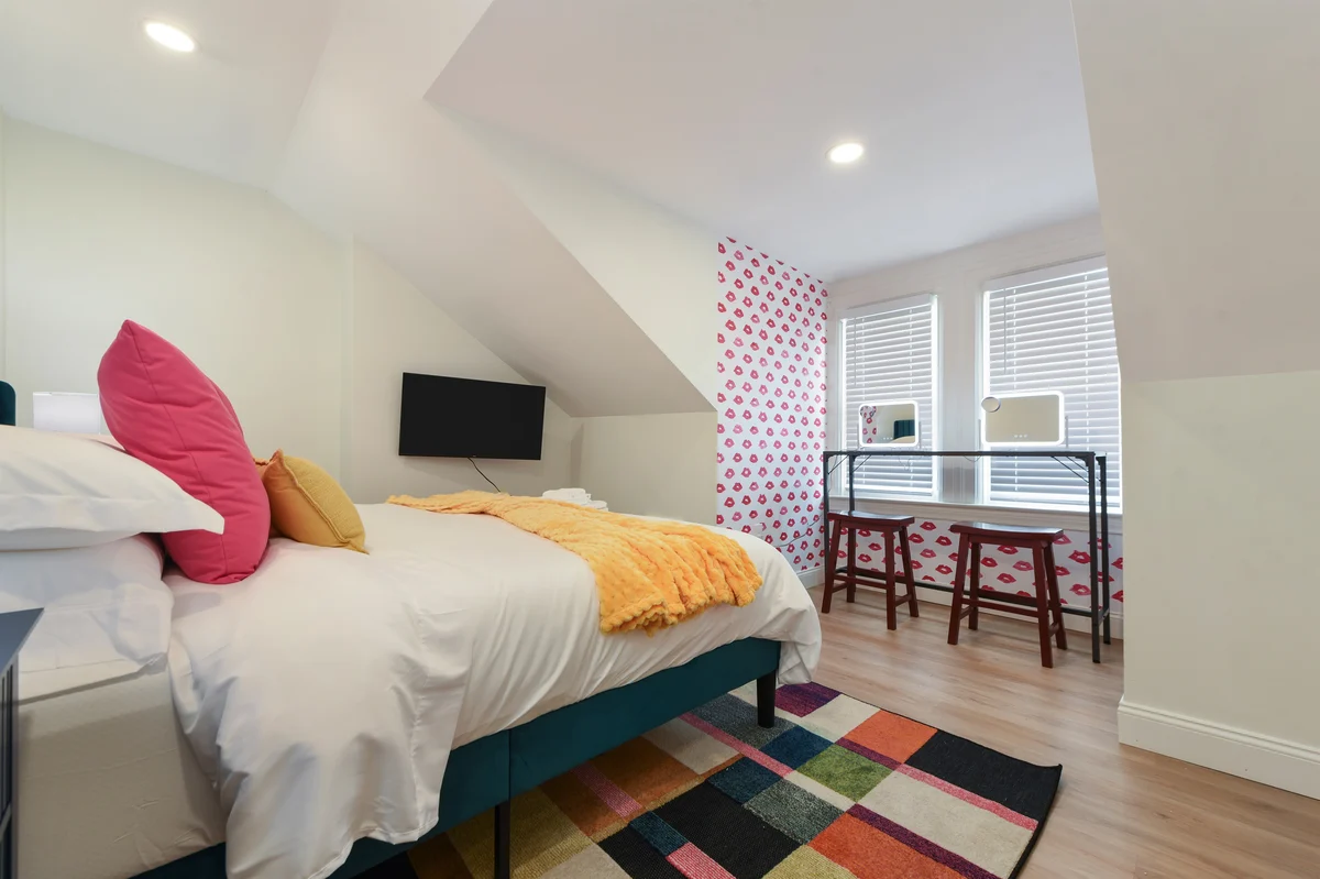 Bedroom 1 image 1