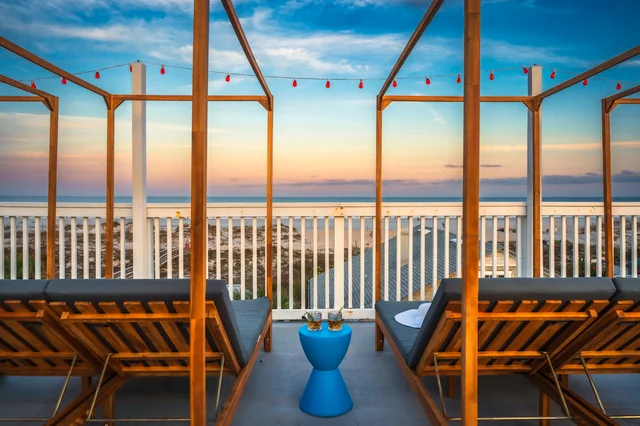 The SkyDeck Surf House #11