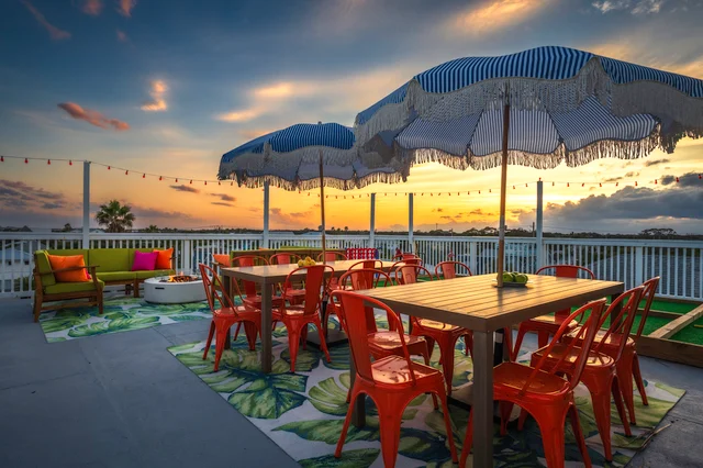 The SkyDeck Surf House #90