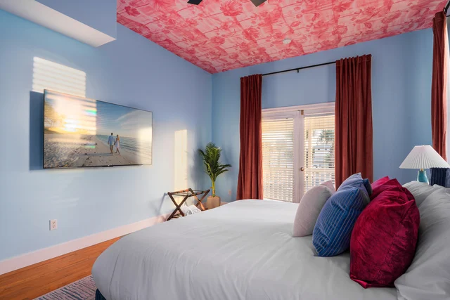 The SkyDeck Surf House #30