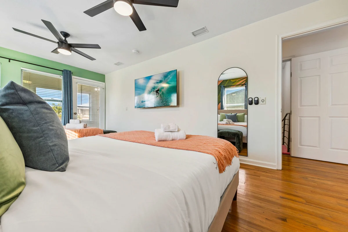 The SkyDeck Surf House #12