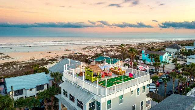 The SkyDeck Surf House #48