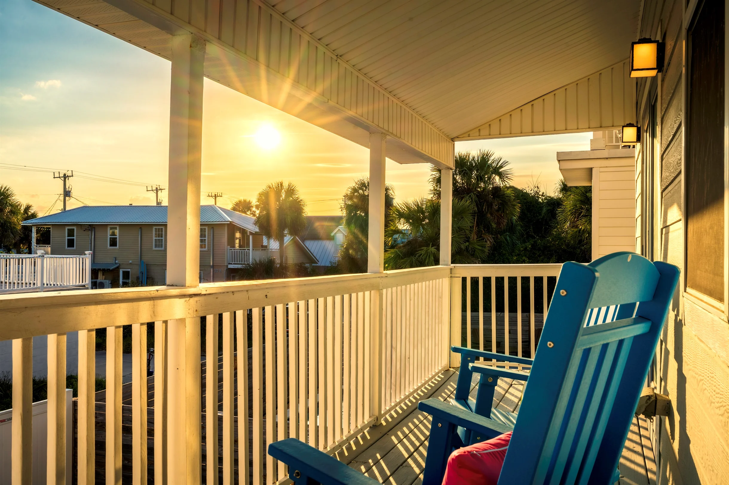 The SkyDeck Surf House #77