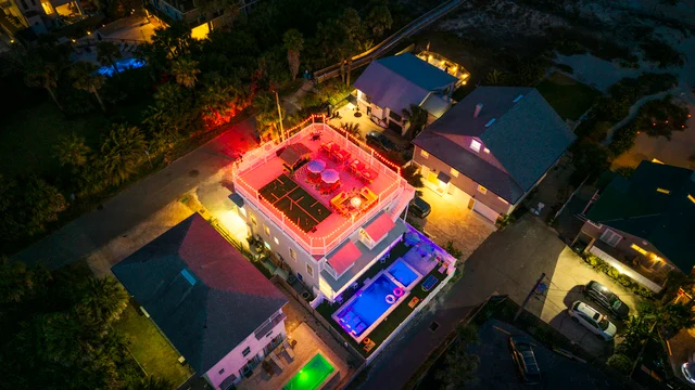 The SkyDeck Surf House #65