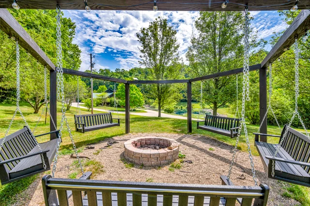 The Retreat at The Hideaway: 2 Cabins & 22 Guests! #23