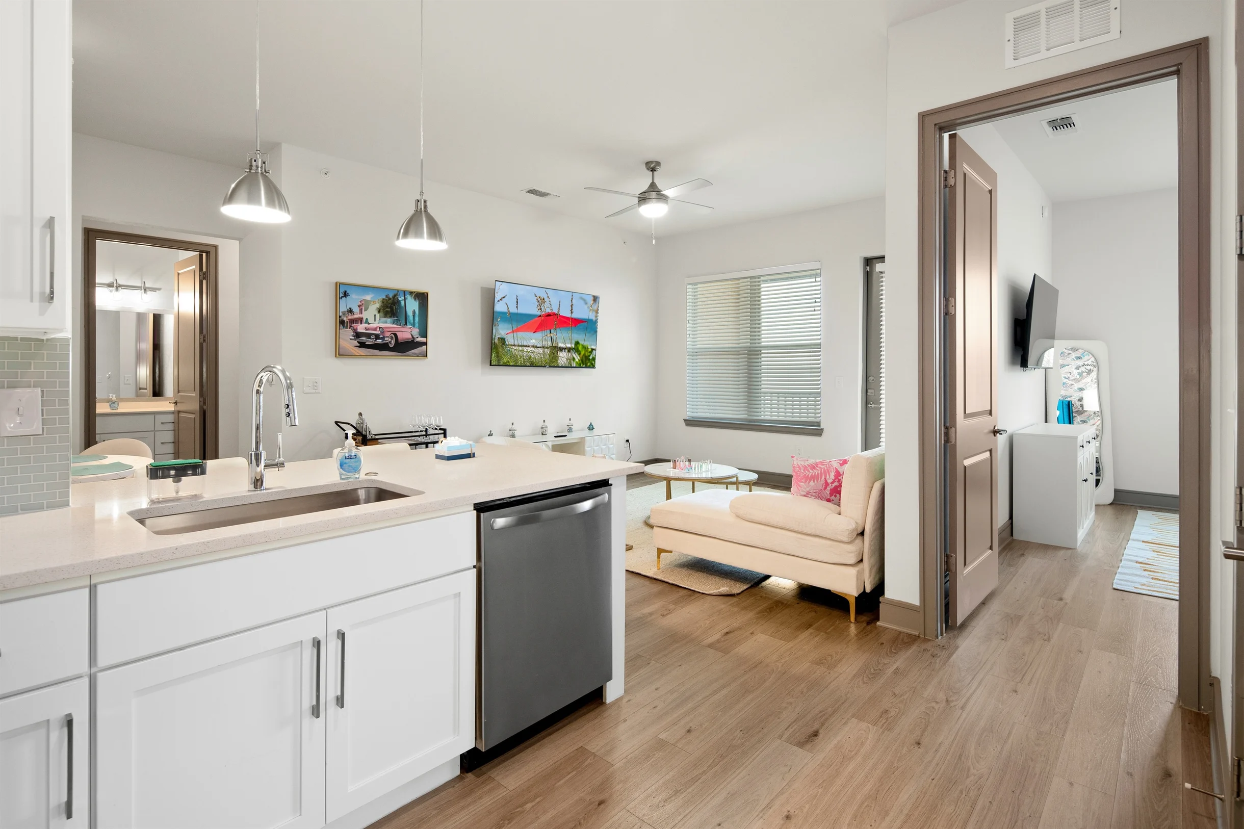 Retreat for up to 16: 5BR/4BA, Pool, Gym, Theater #88