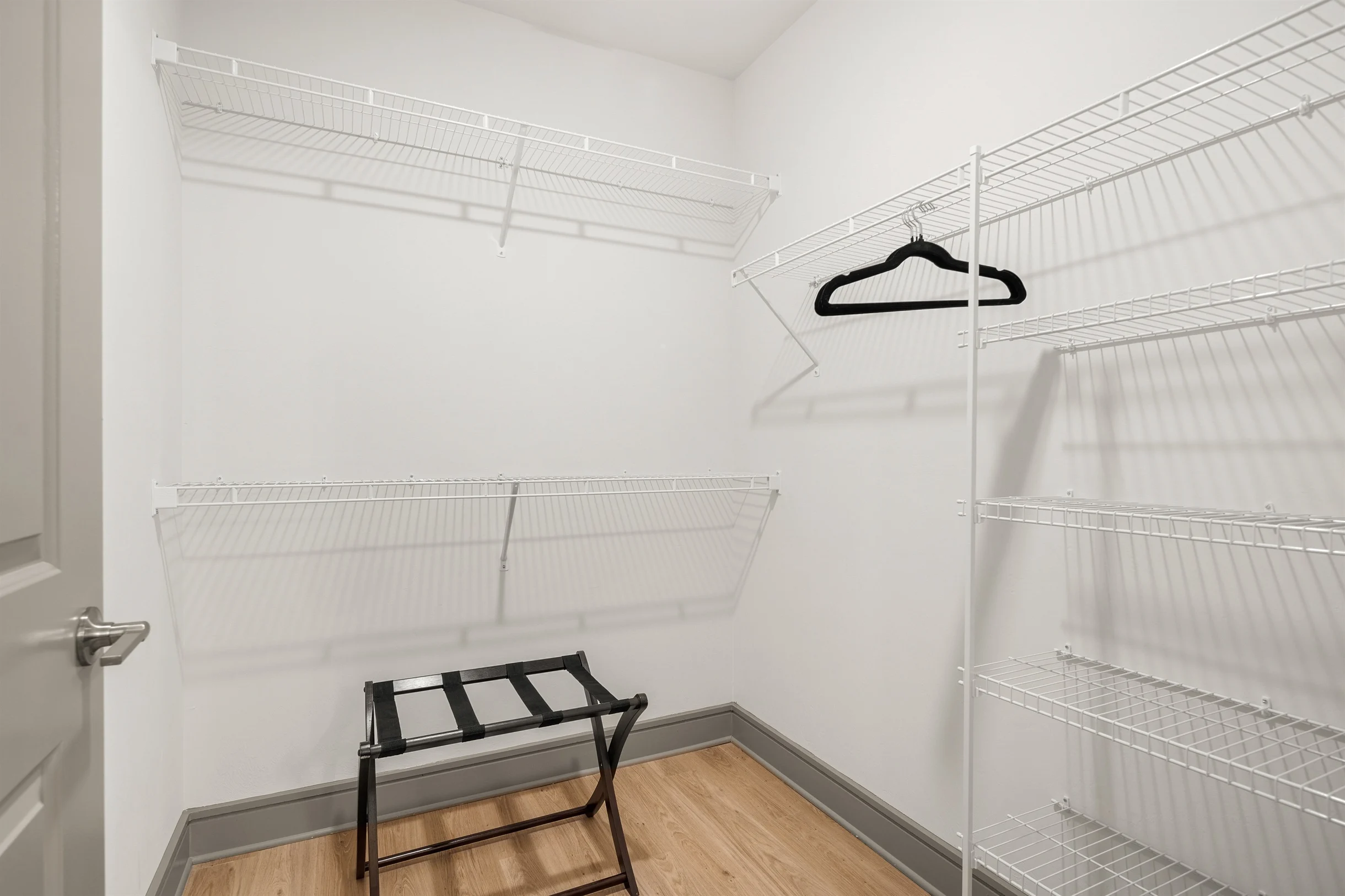 Idyllic Escape: 2BR/2BA w./ Pool, Gym, and Theater #55