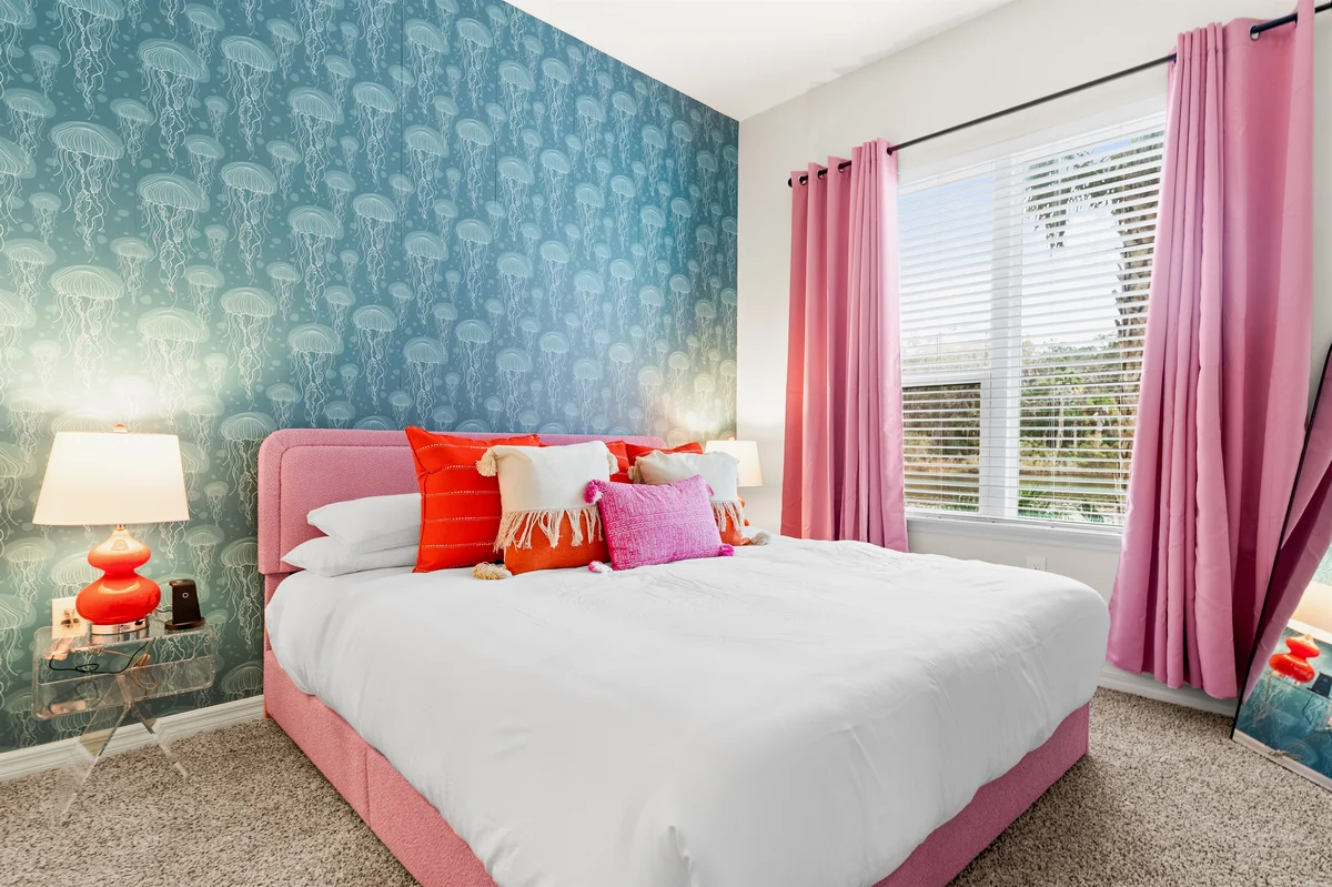 Bedroom 1 image 1