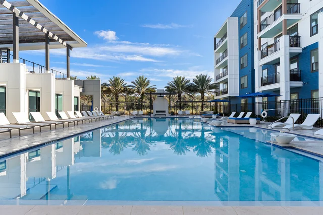 Oceanside Retreat 2BR/2BA Near Atlantic Beach #55