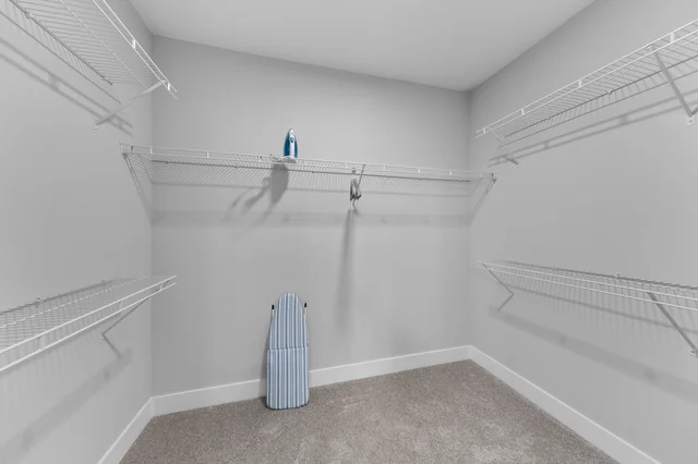 Beachy Oasis: Posh 2BR/2BA with Pool & Gym #55