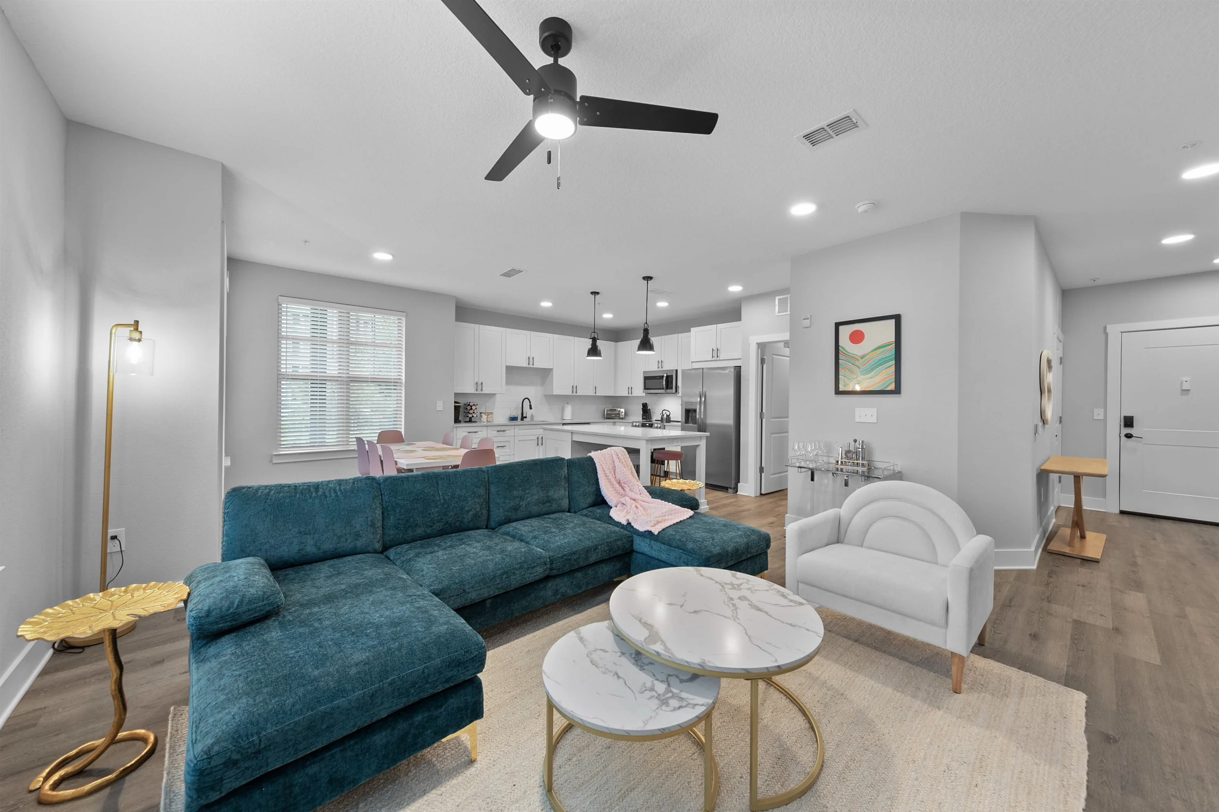 Palm Paradise: Tropical 2BR/2BA with Pool & Gym #30