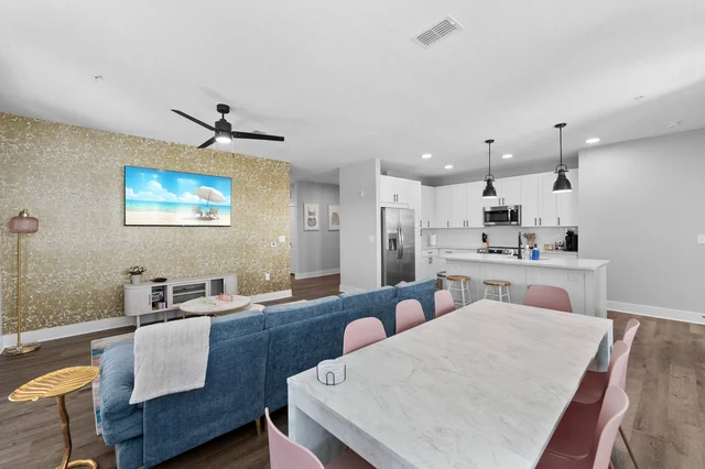 Paradise Escape: Stylish 3BR/2BA with Pool & Gym #57