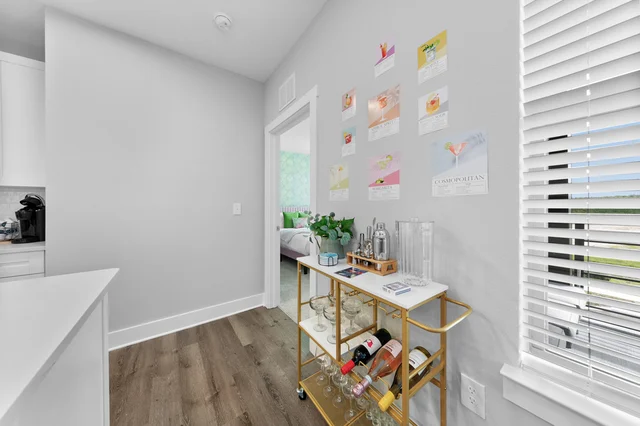 Paradise Escape: Stylish 3BR/2BA with Pool & Gym #46